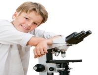 Картинки ребенок с микроскопом, Стоковые Фотографии и Роялти-Фри  Изображения ребенок с микроскопом | Depositphotos®