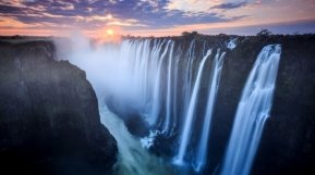 В Африці пересох всесвітньо відомий водоспад Вікторія ...