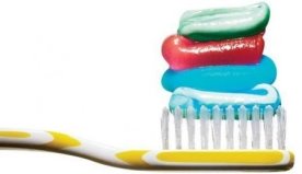 Термін придатності зубної пасти, загадкові смужки на тюбику, відмінність дитячого продукту від дорослого