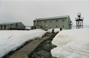 антарктична станція, Академік Вернадський, Фарадей, Великобританія