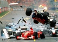 Ein Unfall bei einem Autorennen in der Formel-1