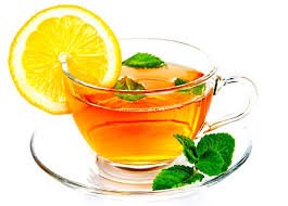 Жителям России рассказали, чем и кому опасен чай с лимоном ...