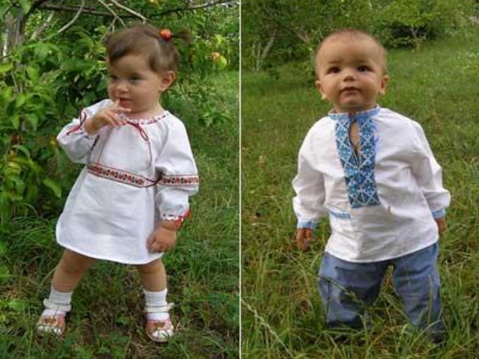 Маленькие украинцы. Ребенок в вышиванке. Маленький украинец. Дети в вышиванках 1992 год Украина. Маленький украинец в вышиванке в соплях.