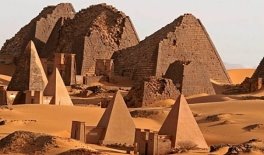 Судан: піраміди Мерое