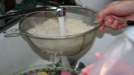 Картинки по запросу как промыть рис