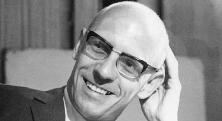 Мишель Фуко Michel Foucault (1926–1984), французский философ и писатель, известный своими критическими исследованиями различных общественных институтов.
