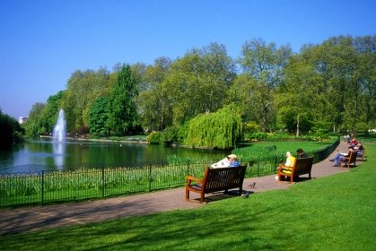 Picture of Lake, St James&apos;s Park, London - Free Pictures - FreeFoto.com