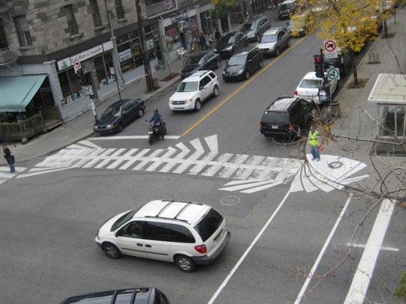street-art-montreal-gibson-pesce.jpg