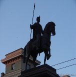 http://ua-travelling.com/uploads/gallery/photos/img/monument-to-cossack-kharko-2.jpg
