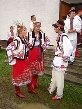 https://upload.wikimedia.org/wikipedia/commons/thumb/6/69/Carpatho-Rusyn_sub-groups_-_Przemy%C5%9Bl_area_Ukrainians_in_original_goral_folk-costumes..jpg/220px-Carpatho-Rusyn_sub-groups_-_Przemy%C5%9Bl_area_Ukrainians_in_original_goral_folk-costumes..jpg