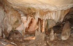 Мармурова печера (АР Крим)