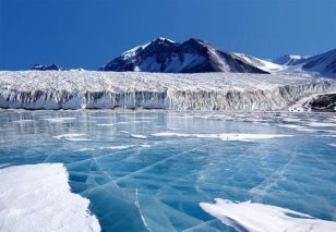 http://wyr.com.ua/wp-content/uploads/2017/08/Antarktida_02.jpg
