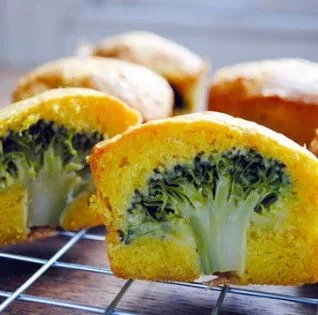 _broccoli_cakes.jpg