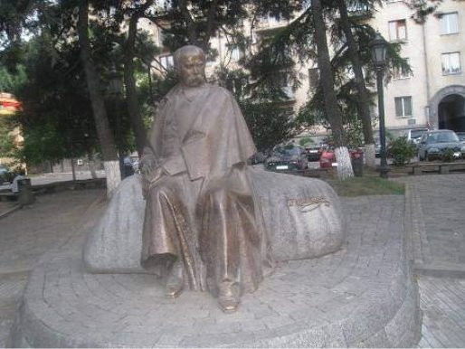Файл:Taras Shevchenko statue in Tbilisi.jpg