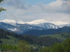 Закарпатські гори ще вкриті снігом (ФОТО) » Новини Закарпаття